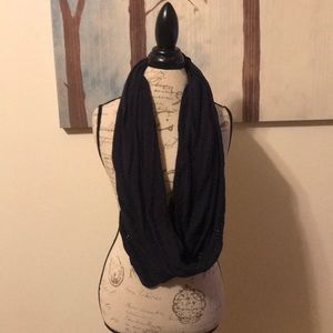 {Gap} Infinity Scarf